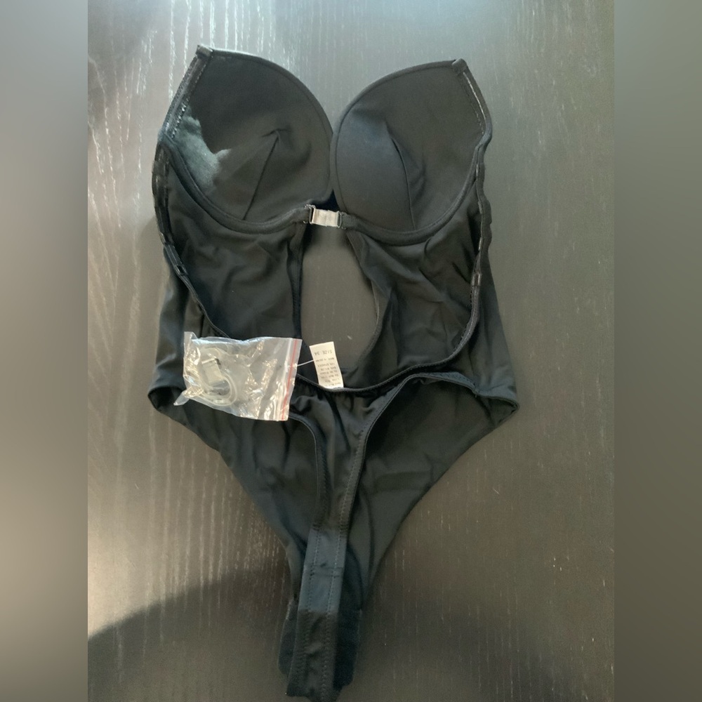 One Piece Tummy Saver U Plunge size 34 - Picture 3 of 4